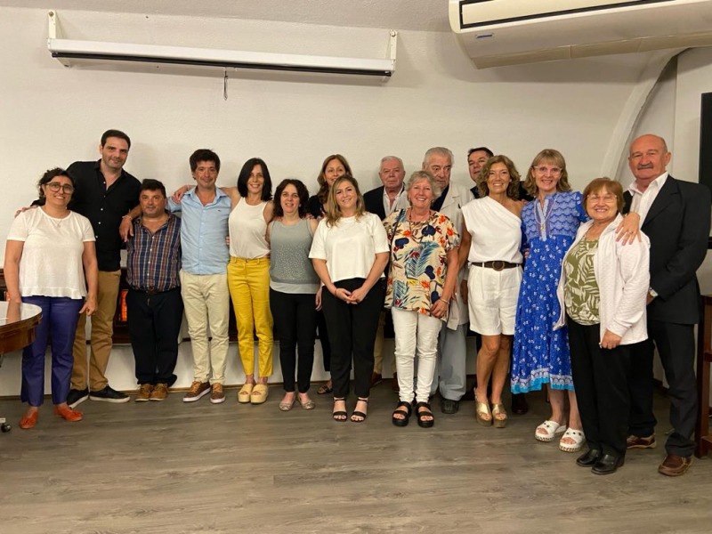 Entrega de distinciones por el Da del Mdico